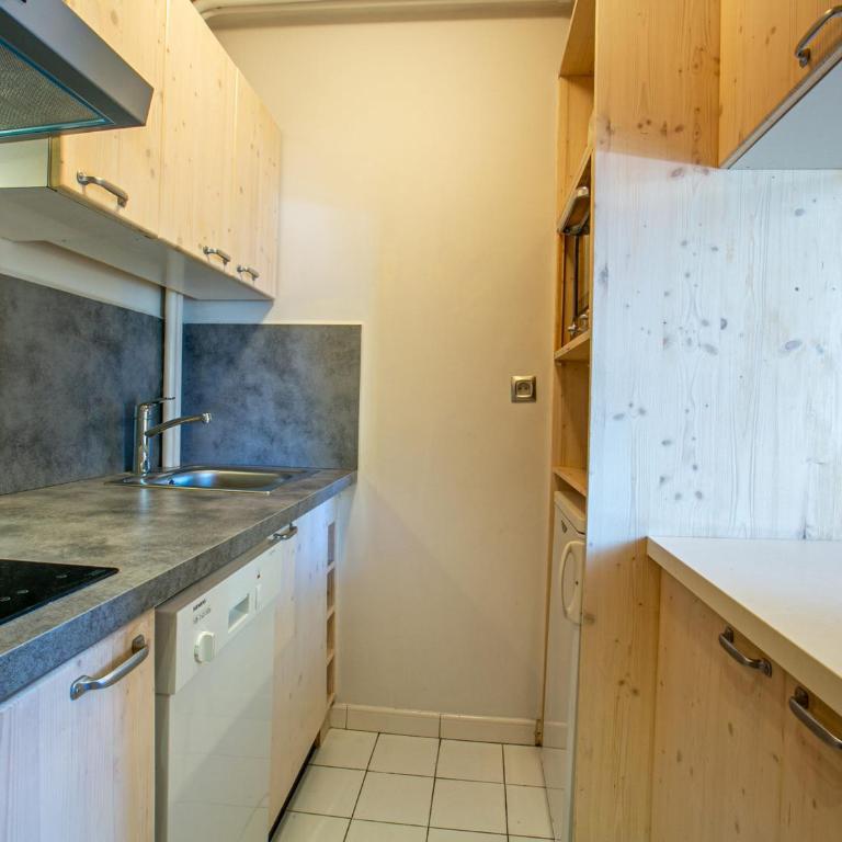 Charmant 3 pièces avec balcon, Wifi, acceptant animaux, au centre de Val-d'Isère - FR-1-694-252 - Appartement - 9