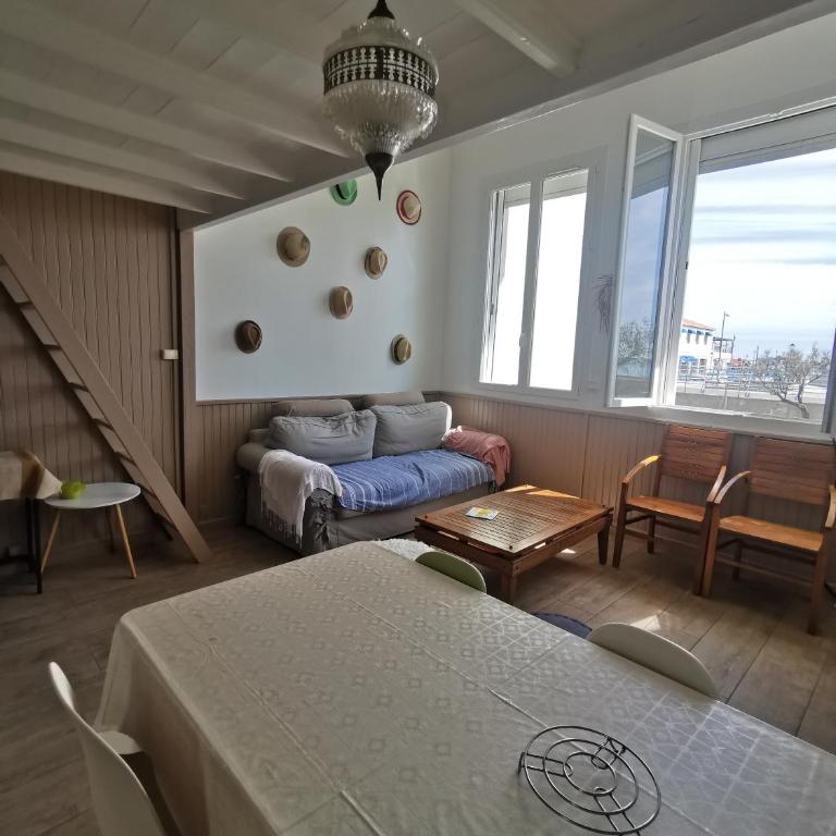 SPACIEUX APPARTEMENT FRONT DE MER - Two-Bedroom Apartment - 8