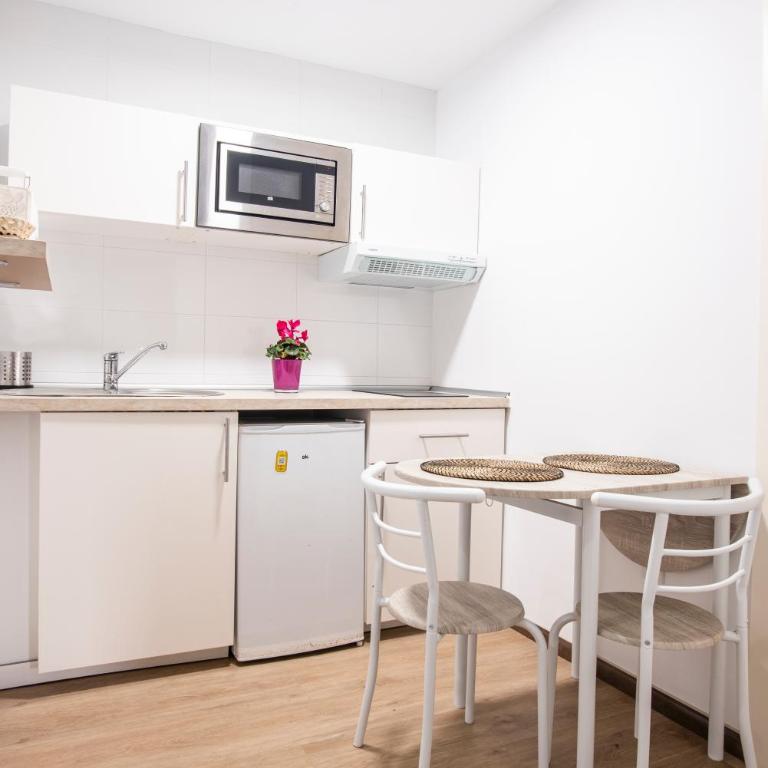 Apartamentos Cangas Relax - Estudio - 13