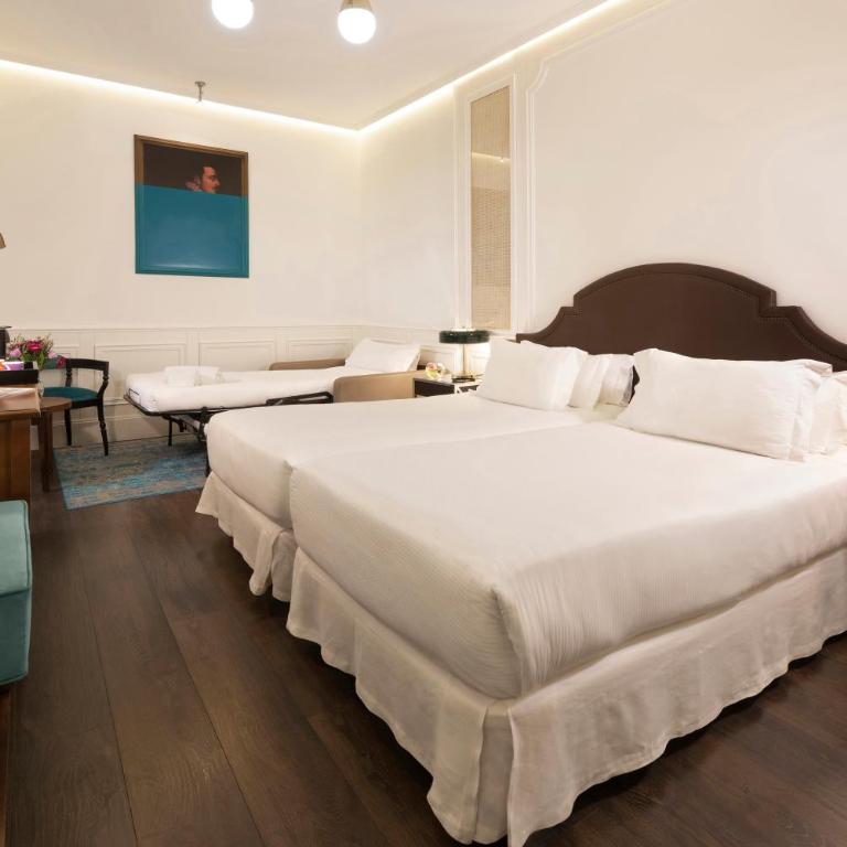 Boutique Hotel H10 Villa de la Reina - Habitación Triple Clásica - 7
