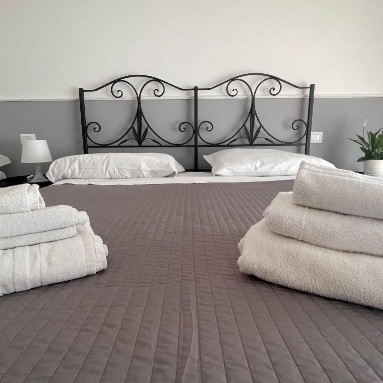 Campanile Maison - One-Bedroom Apartment - 1