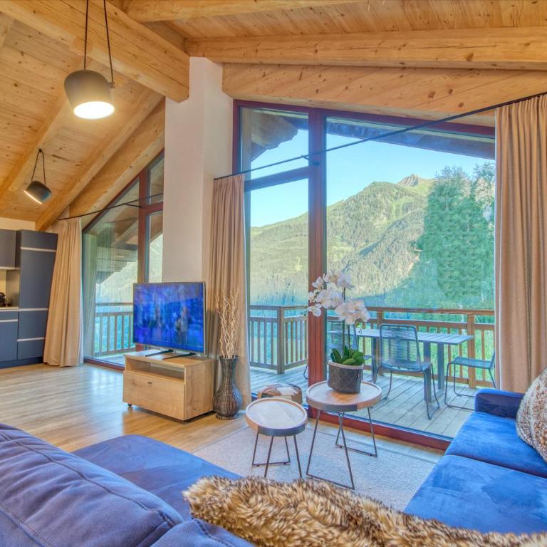 Ski-in Ski-out Chalet Maiskogel 17C - by Alpen Apartments - Ferienhaus - 1
