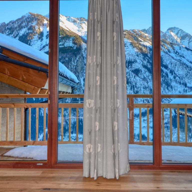 Ski-in Ski-out Chalet Maiskogel 13B - by Alpen Apartments - Ferienhaus - 4