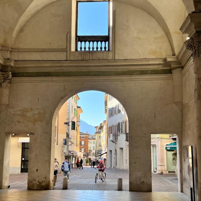 Fiore in Centro Riva - Appartamento con 2 Camere da Letto - 21
