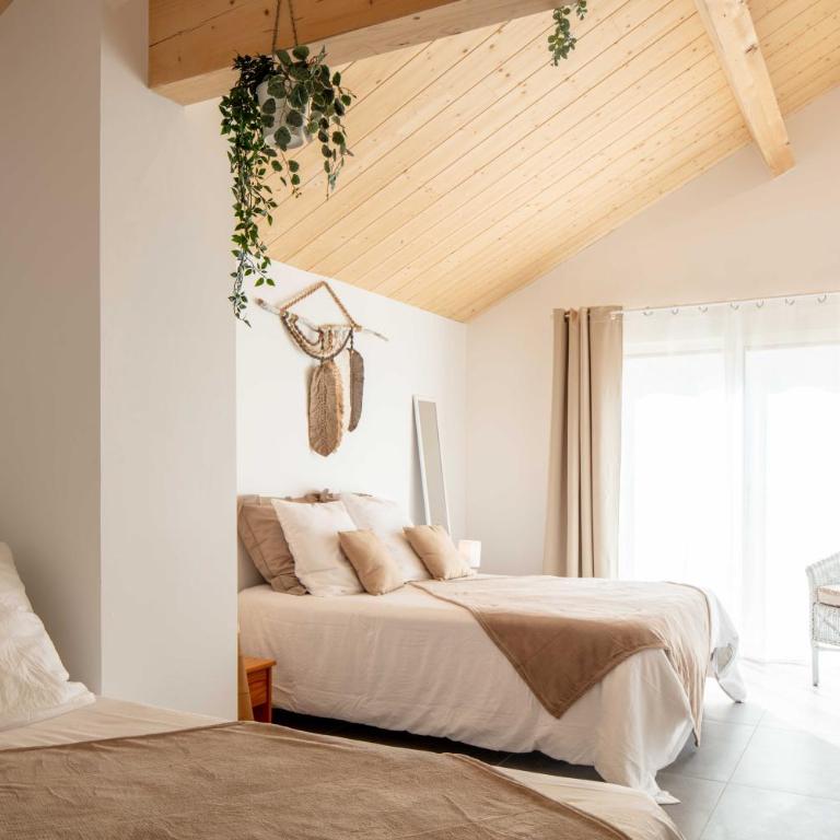 Ted Surf House - Chambre Double avec Salle de Bains Privative - 2