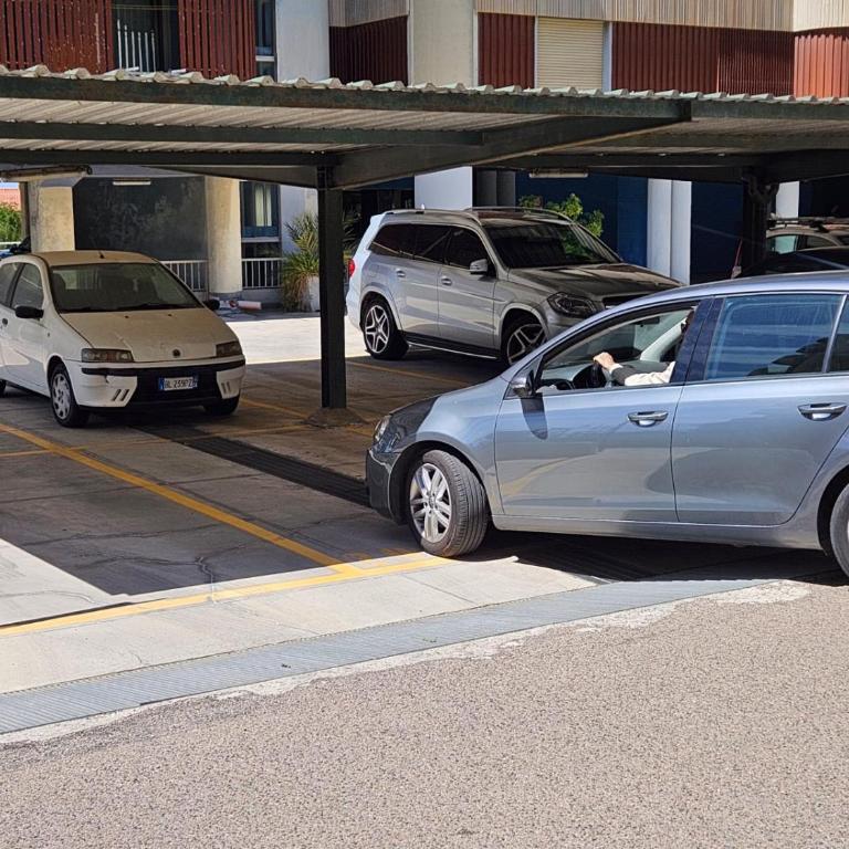 Colle Bonaria Apartment - Appartamento con 2 Camere da Letto - 7