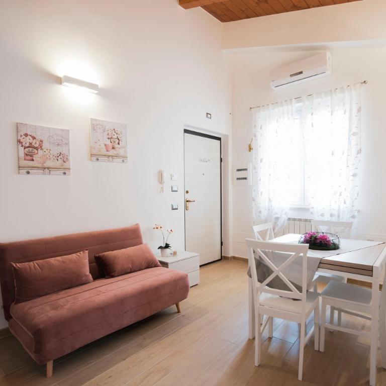 Appartamento Viale Patrono d'Italia - Casa con 1 Camera da Letto - 4