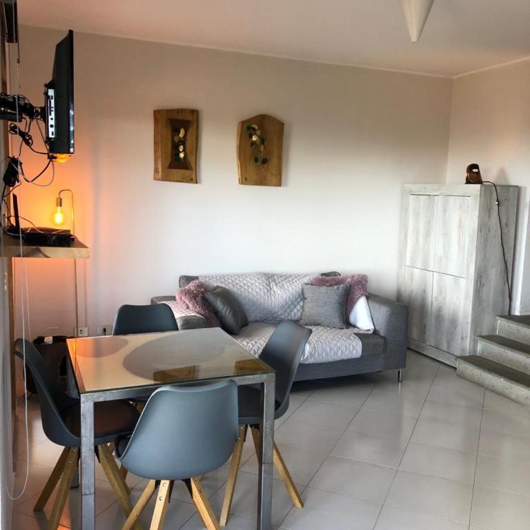 La Finestra sulla Torre - Appartamento con 2 Camere da Letto - 9