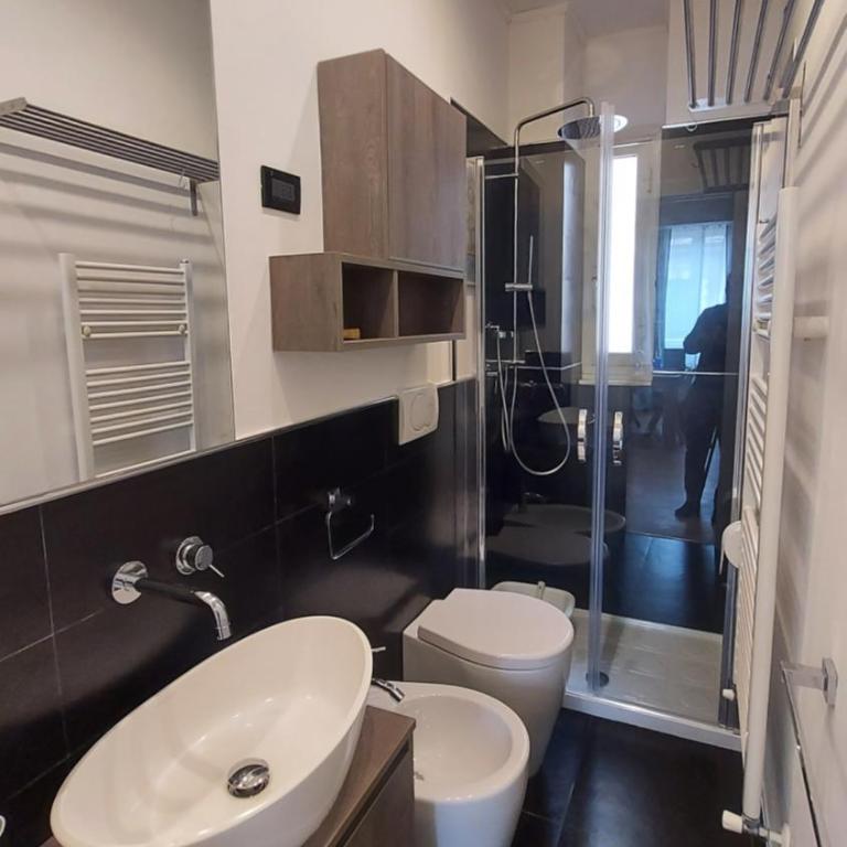 Whale Song Apartment - with private parking - Two-Bedroom Apartment - 19