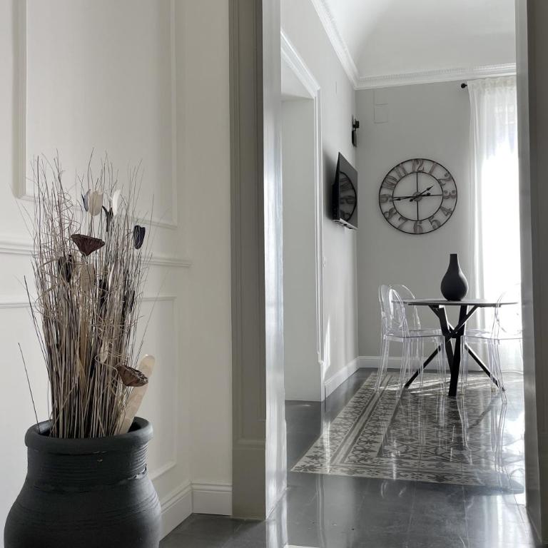 Dimora Borghese “Florio” - Two-Bedroom House - 10