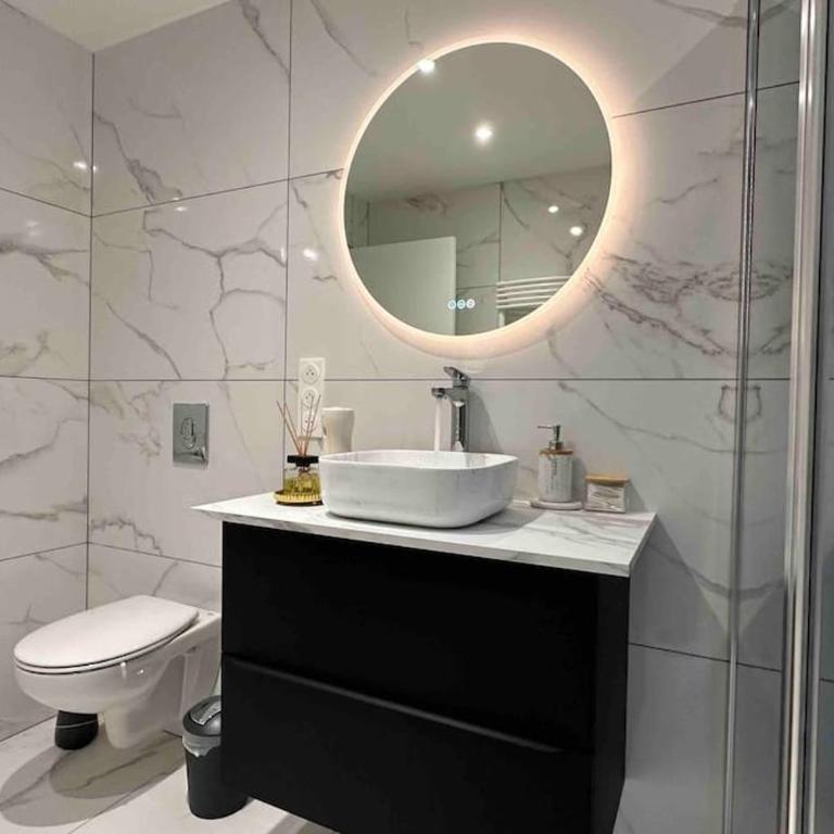 Villa Spacieuse SPA Sauna Billiard Netflix - Villa - 55