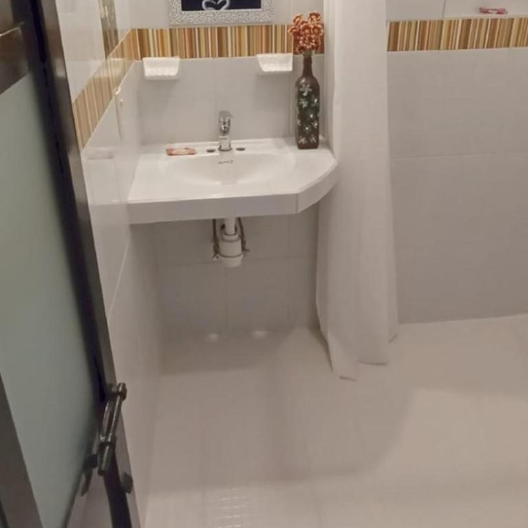 Casa Flor de Vida - Standard Queen Room - 5