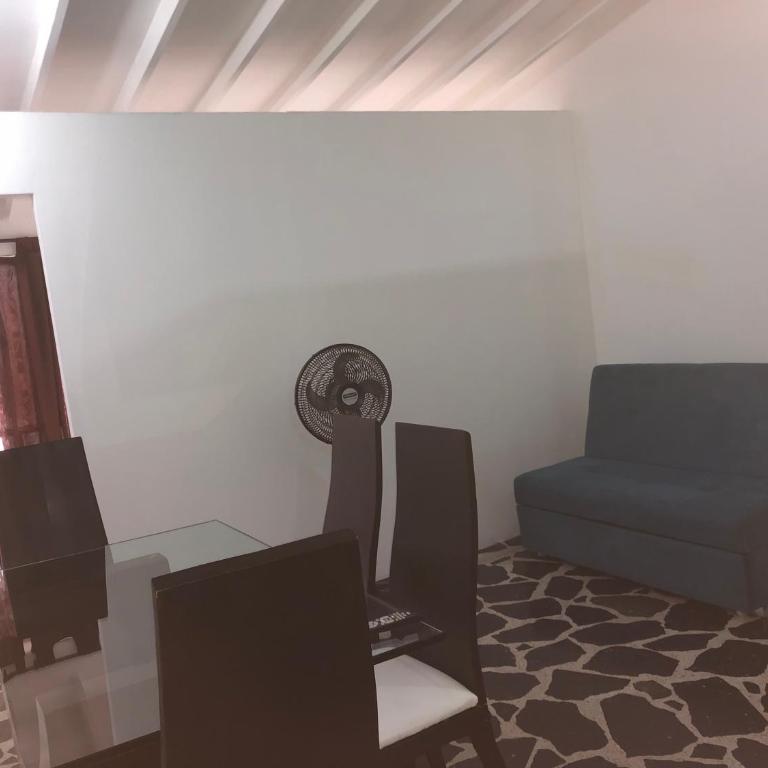 Apartamento amplio en laureles, excelente ubicación, 3 alcobas 403 - Apartment - 34