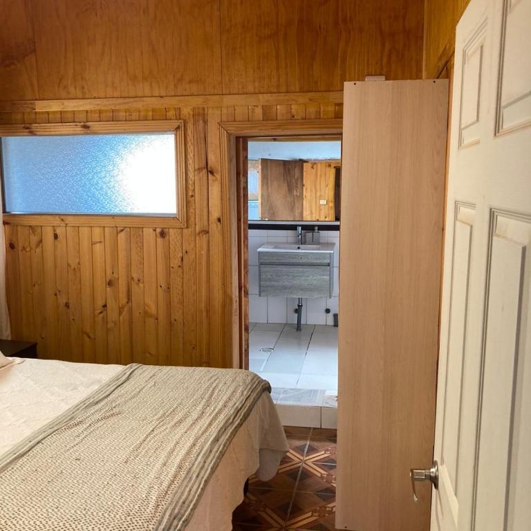 Cabañas granja Central - Two-Bedroom House - 13