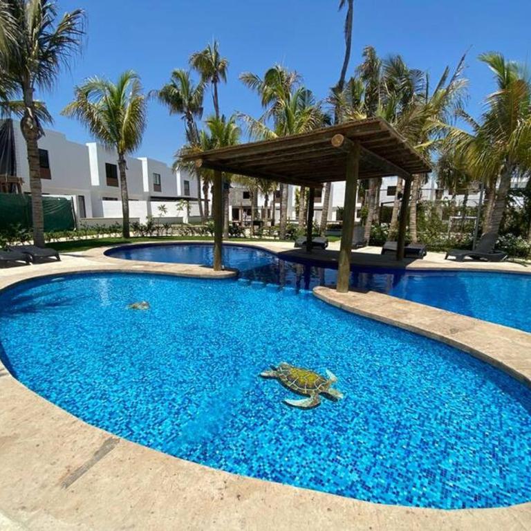 CASA CORAL LUJO Y EQUIPAMIENTO RESDENCIAL PALMILLA - Three-Bedroom House - 45