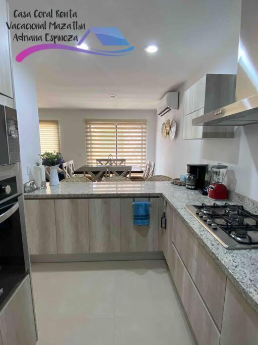 CASA CORAL LUJO Y EQUIPAMIENTO RESDENCIAL PALMILLA - Three-Bedroom House - 49