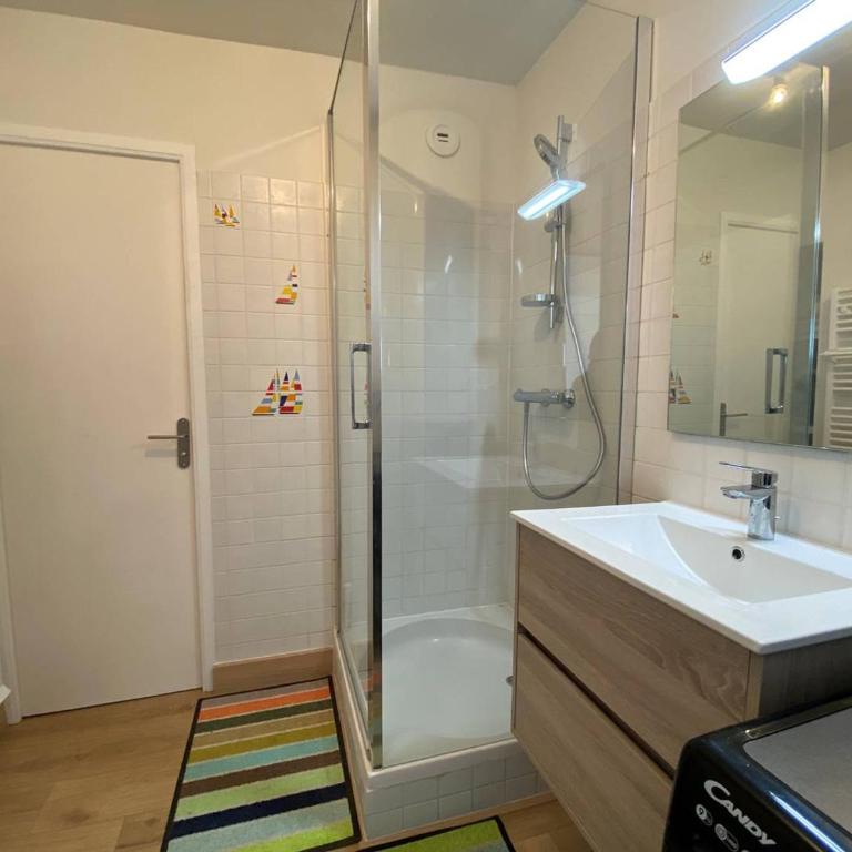 Appartement avec WIFI et Vue Mer, Plage de Trestraou à Perros-Guirec - FR-1-368-384 - Appartamento - 10