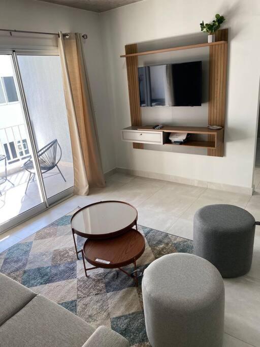 Acogedor dpto! Zona Conmebol 505 - Two-Bedroom Apartment - 4