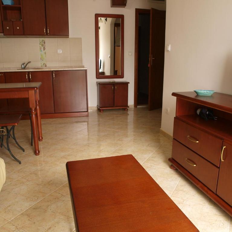 Apartments Obala B&B - Dragović - One-Bedroom Apartment with Sea View and Balcony - 6