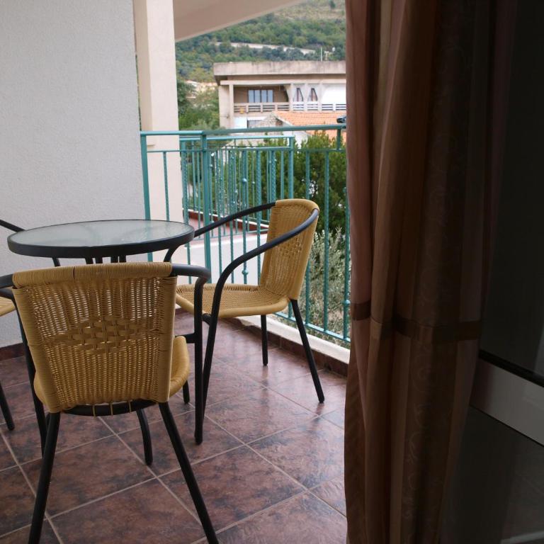 Apartments Obala B&B - Dragović - One-Bedroom Apartment with Balcony - 2