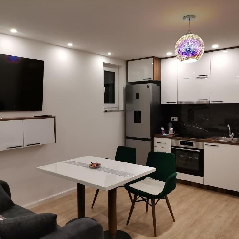 City Break Apartment - Superior Apartment - 5