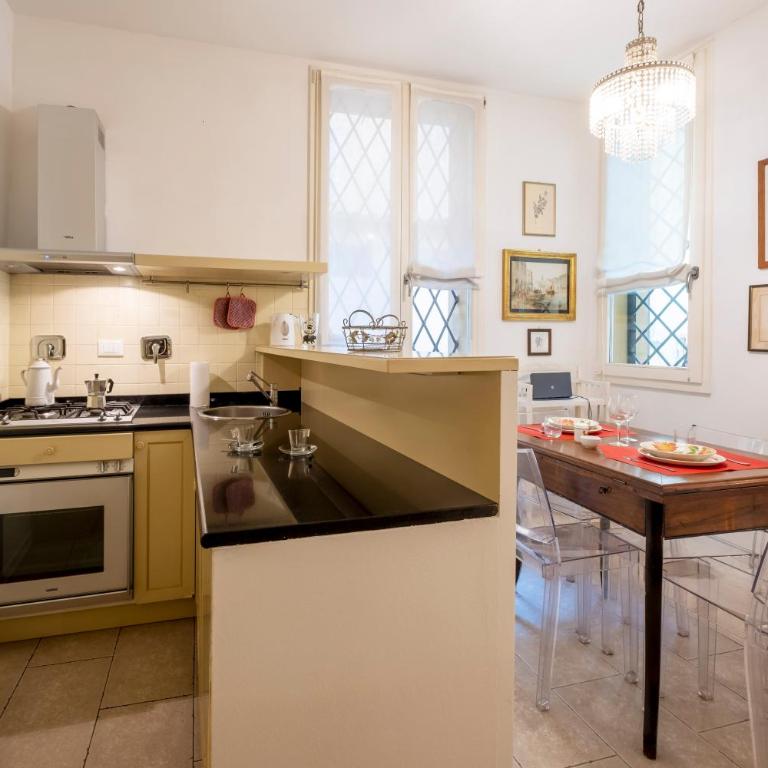 GetTheKey S.Stefano Apartment - One-Bedroom Apartment - 8