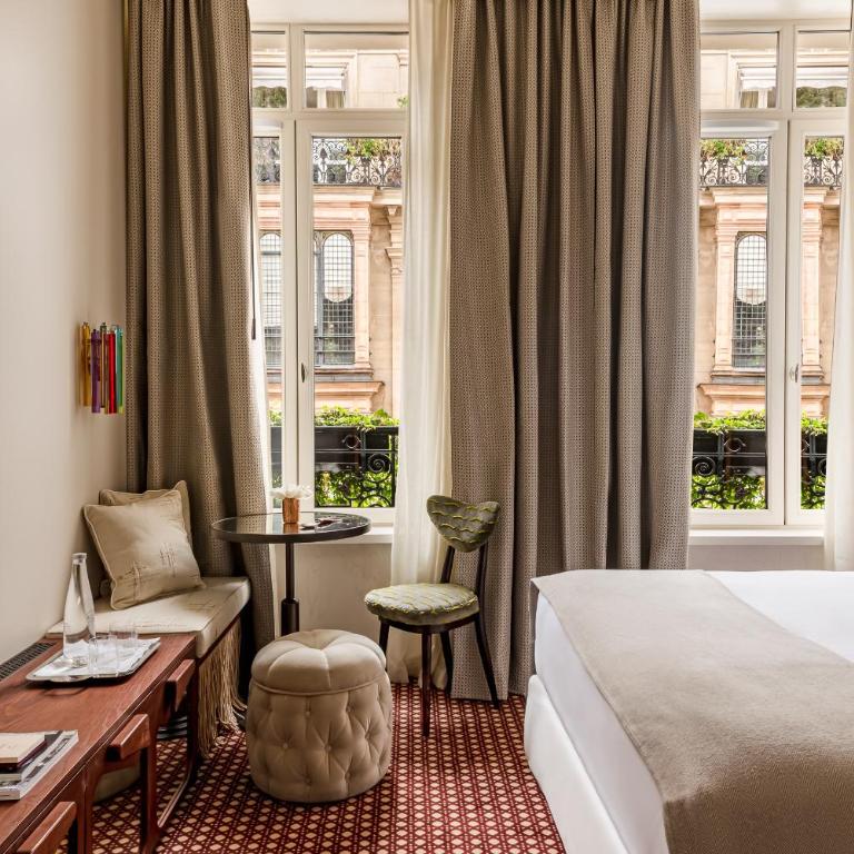 Château des Fleurs Hôtel & Spa Paris - Chambre Boudoir - 1