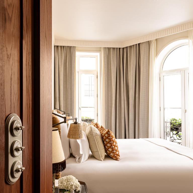 Château des Fleurs Hôtel & Spa Paris - Chambre Deluxe - 4