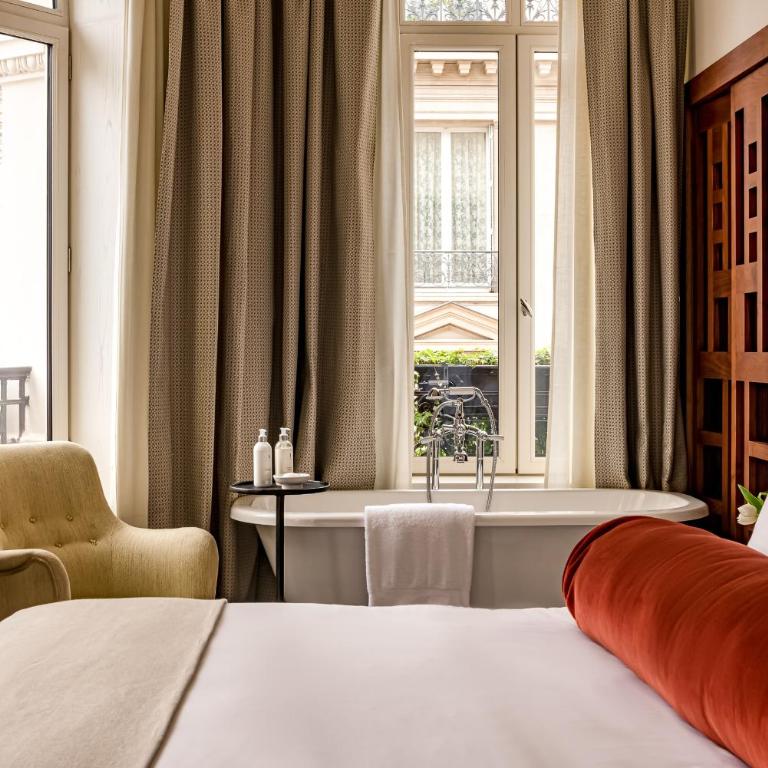 Château des Fleurs Hôtel & Spa Paris - Suite Junior Corner - 4