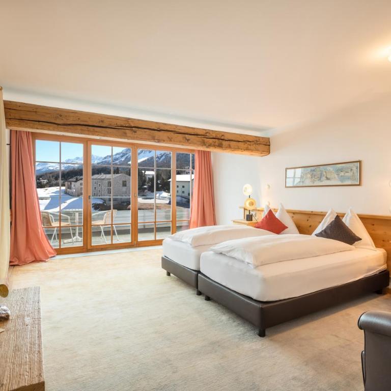 Schweizerhaus Swiss Quality Hotel - Junior Suite mit Seeblick - 4