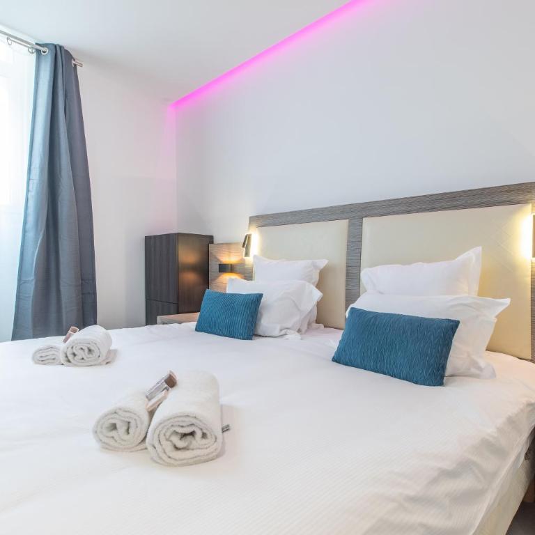 Residence Meynadier - apartments - New - AC - Wifi - Close Beach and Palais - LRA Cannes - MARGUERITE -Two-Bedroom Apartment - 10