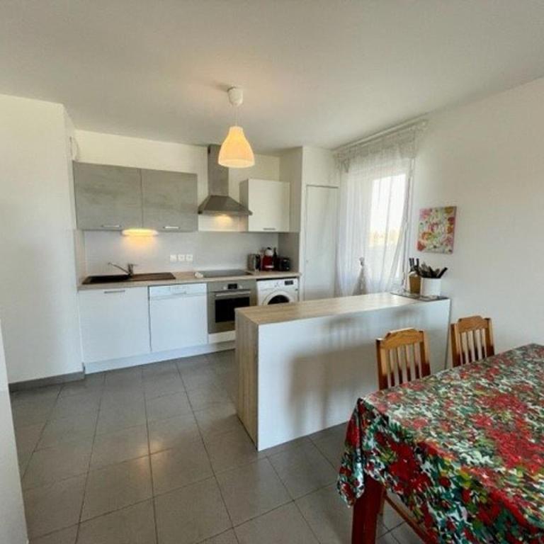 Quiberon: 3 pièces, 65m², Wi-Fi, proche plage - FR-1-478-25 - Appartement (5 Adultes) - 5