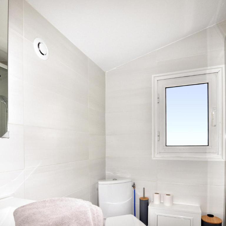 Cozy Apartment In Saint-Cyprien - Appartement 3 Chambres - 33
