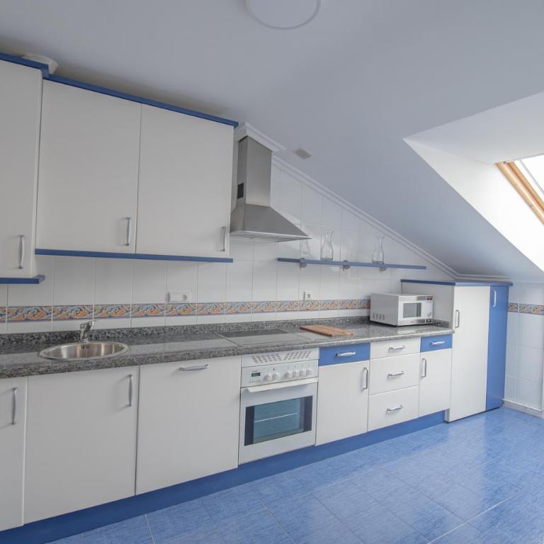 El Refugio de Cangas - Para 6-8p en el centro de Cangas - VUT-4051-AS - Apartamento de 3 dormitorios - 48