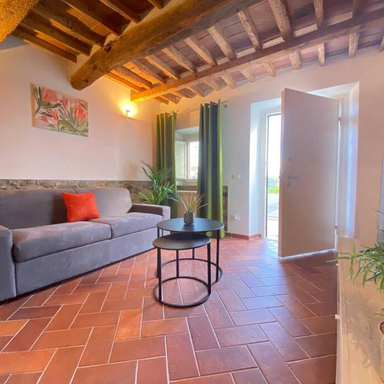 Relax&Business [Wi-fi, TV HD, Parcheggio gratuito] - Casa con 2 Camere da Letto - 2