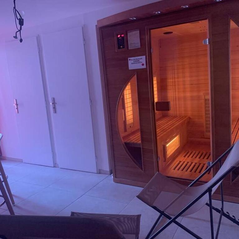 Maison entière avec sauna privatif Sauna sur Sye - Maison 2 Chambres - 1