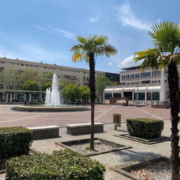 Stan u strogom centru grada - Apartman sa 2 Spavaće Sobe i Pogledom na Grad - 18