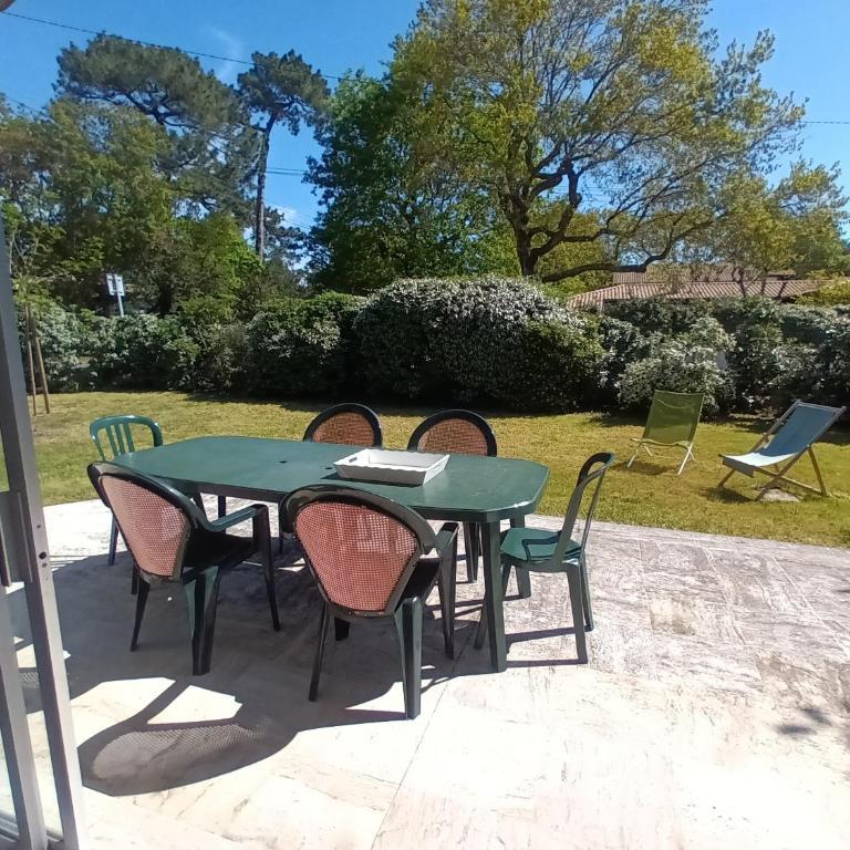 Pyla-sur-mer maison 2 chambres et jardin - à 400m des plages - Two-Bedroom House - 2