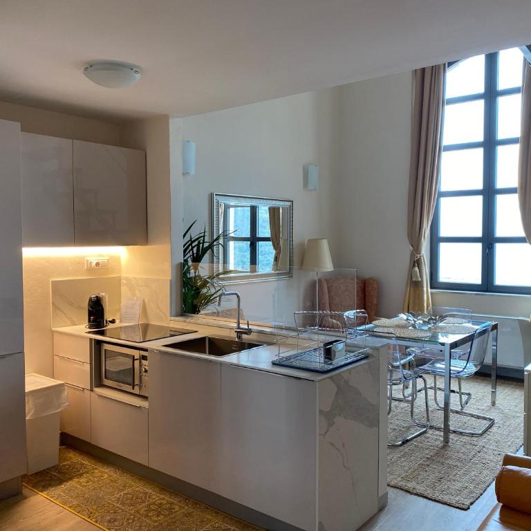 Miramare Apartments&Suites - Appartamento con 2 Camere da Letto con Vista Mare - Piano Terra - 2