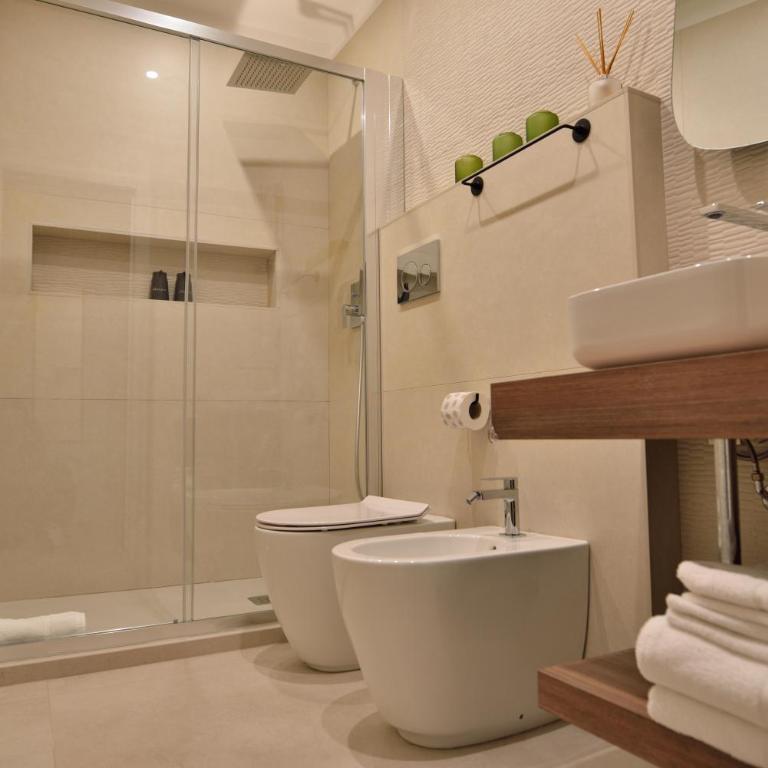 Almarì - Camera Matrimoniale con Bagno Privato - 3
