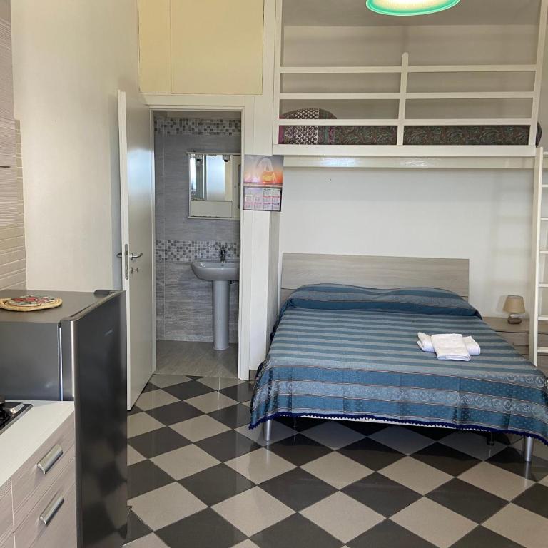 LIPARI by the Port (A) - (Holiday Housing) - Appartamento Monolocale con Vista Mare - 19