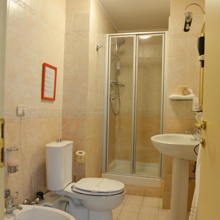 Catania Centro Rooms - Double or Twin Room with Balcony - 5