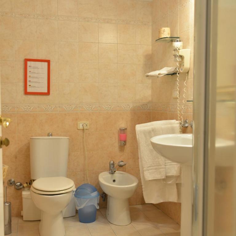 Catania Centro Rooms - Double or Twin Room with Balcony - 2