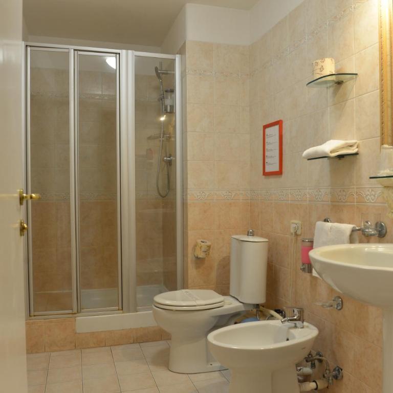 Catania Centro Rooms - Deluxe Double or Twin Room with Balcony - 5