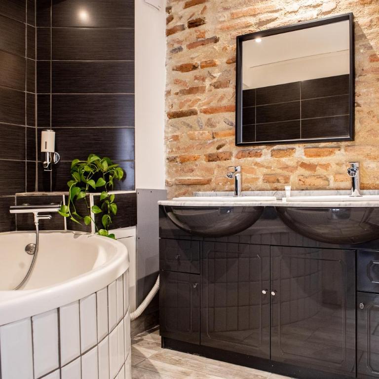 Au coeur de Perpignan - Cosy Two Bedroom Apartment - 3