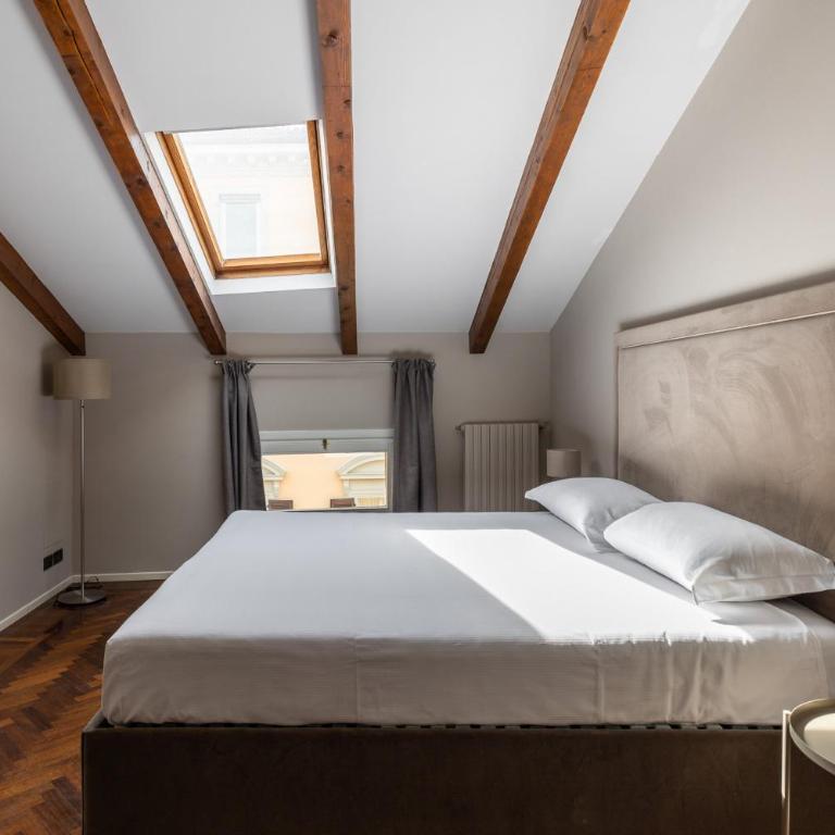Wooden design Apartment by Wonderful Italy - Two-Bedroom Apartment - 10