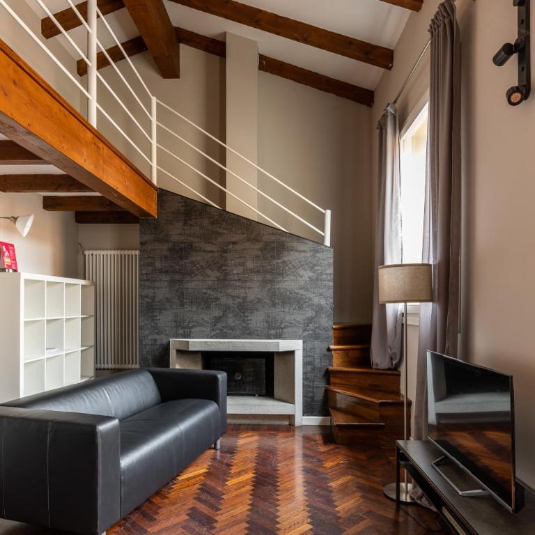 Wooden design Apartment by Wonderful Italy - Two-Bedroom Apartment - 14