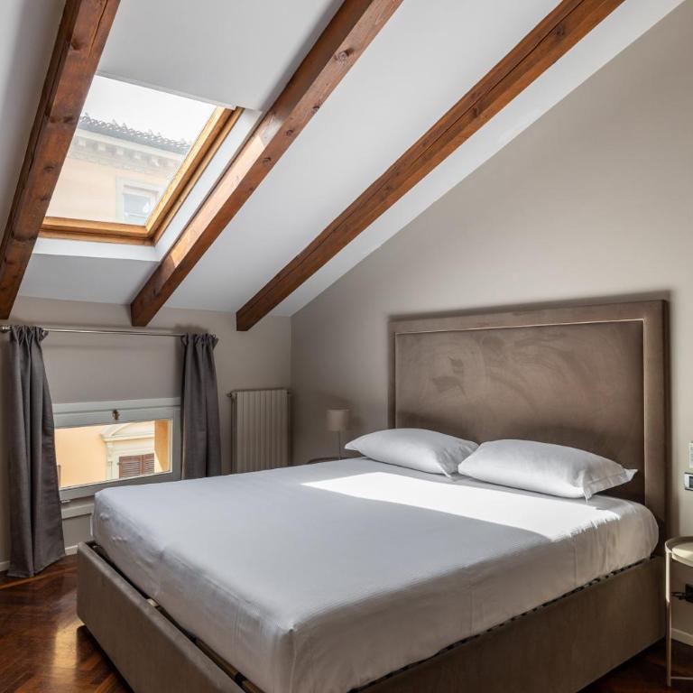 Wooden design Apartment by Wonderful Italy - Two-Bedroom Apartment - 3
