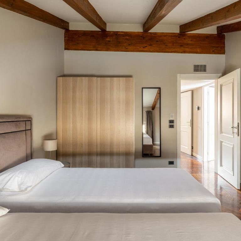 Wooden design Apartment by Wonderful Italy - Two-Bedroom Apartment - 15