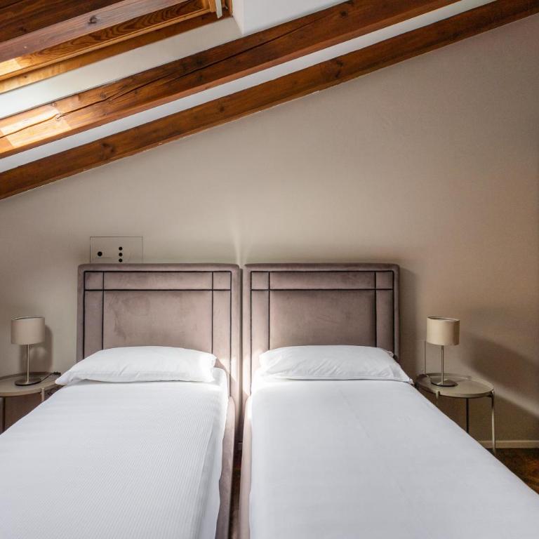 Wooden design Apartment by Wonderful Italy - Two-Bedroom Apartment - 4
